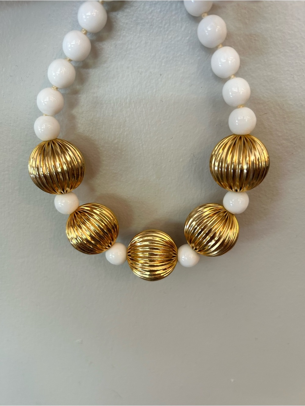 Vintage Les Bernard Gold and White Choker